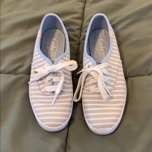 Size 6.5 Ked’s shoes